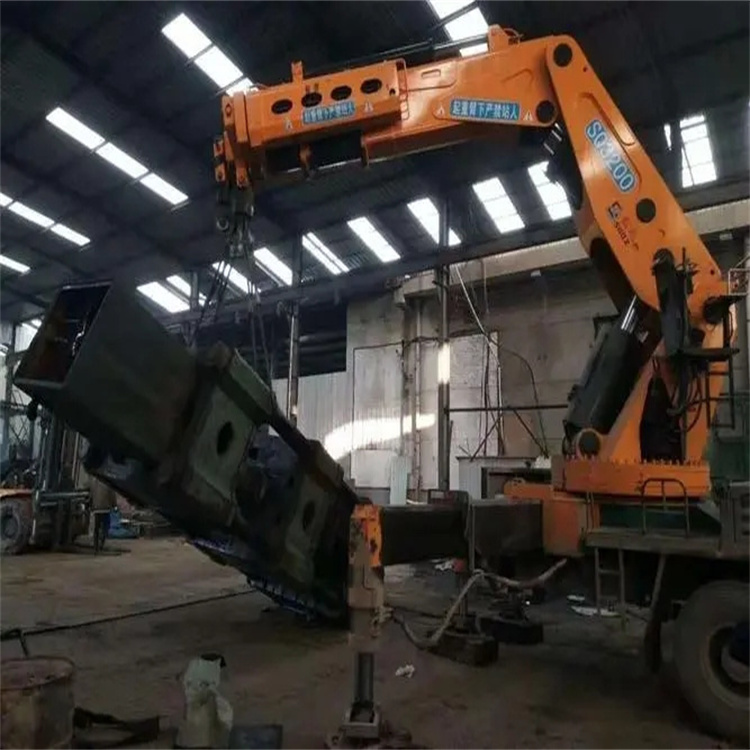 赣州章贡200吨折臂吊出租